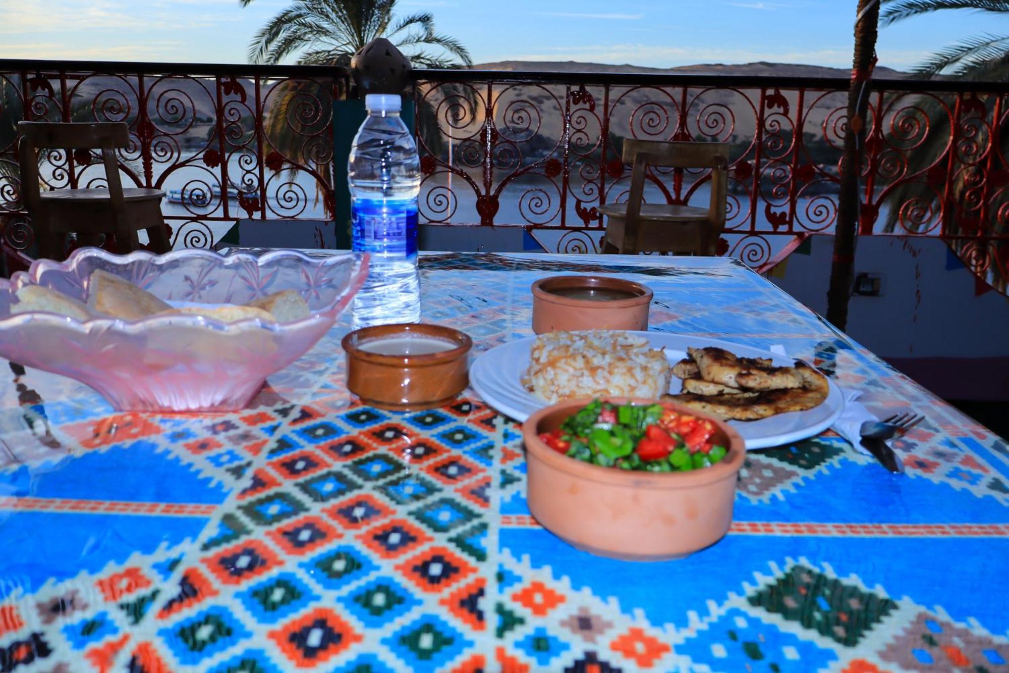 Bayt Zaina - Nubian Hospitality House Aswan Exterior foto